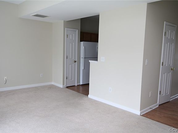 4th image of 6145 Thicket Run Way