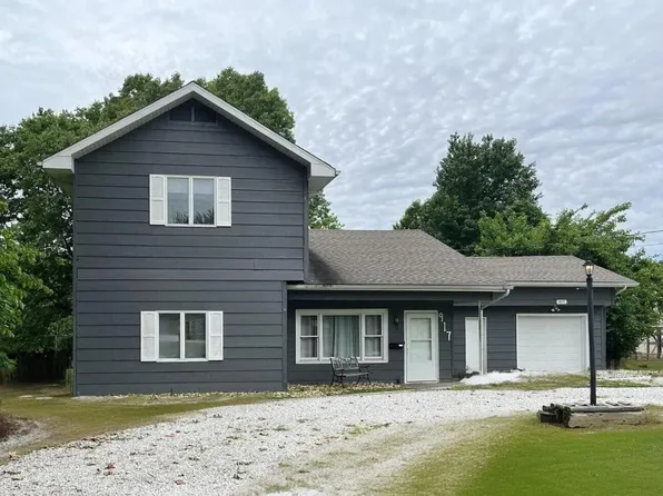 917 S Oak Grove Avenue, Springfield, MO 65802