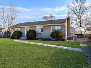 99 Wagon Lane, Centereach, NY 11720