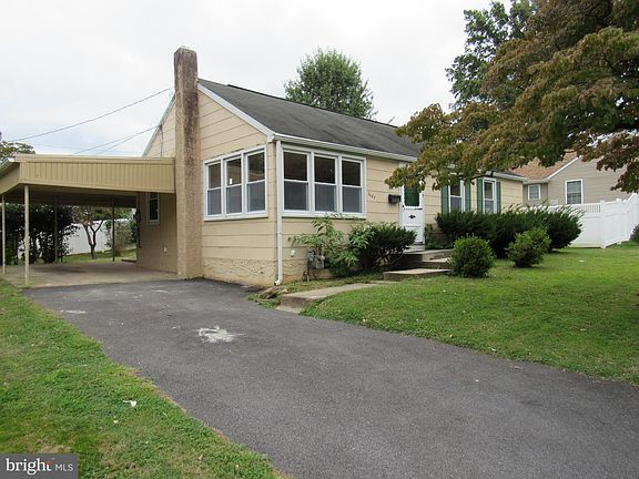 2nd image of 1107 Lane Ave