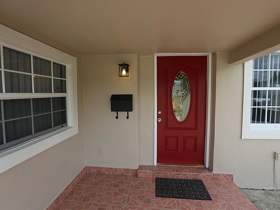 4th image of 1197 NE 183rd St