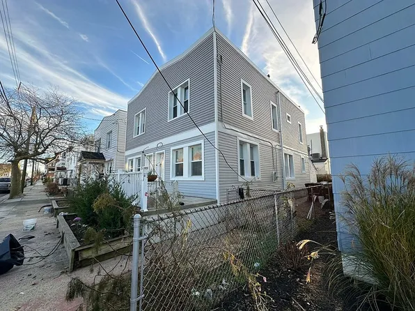 26 N Baton Rouge Ave, Ventnor, NJ 08406