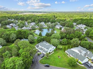 151 Farm House Ct, Manorville, NY 11949