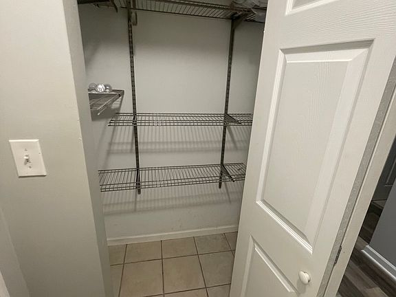 5th image of 2209 Arbor Cir APT 36
