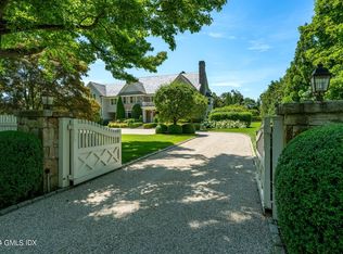 8 Dempsey Ln, Greenwich, CT 06830