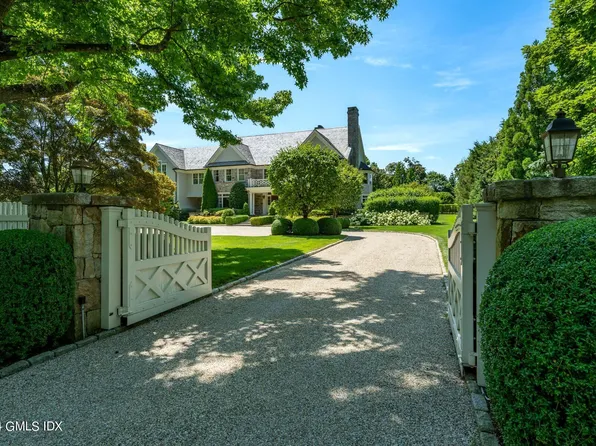 8 Dempsey Ln, Greenwich, CT 06830