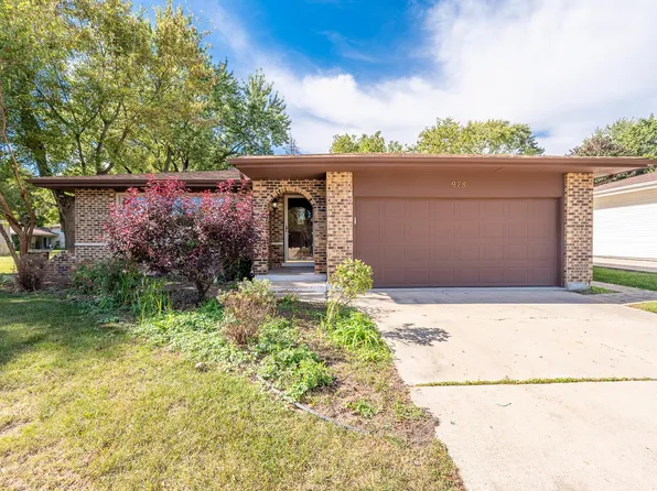 978 Sycamore Ln, Bartlett, IL 60103