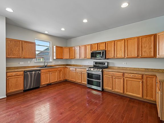 2nd image of 1409 Baltz Dr
