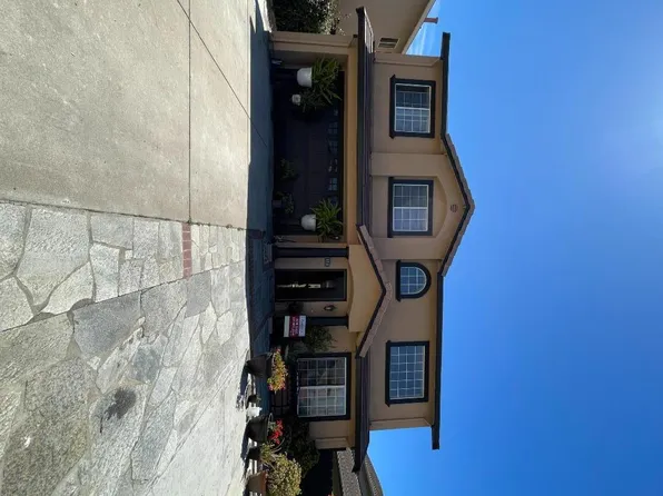 1116 Eagle Dr, Salinas, CA 93905