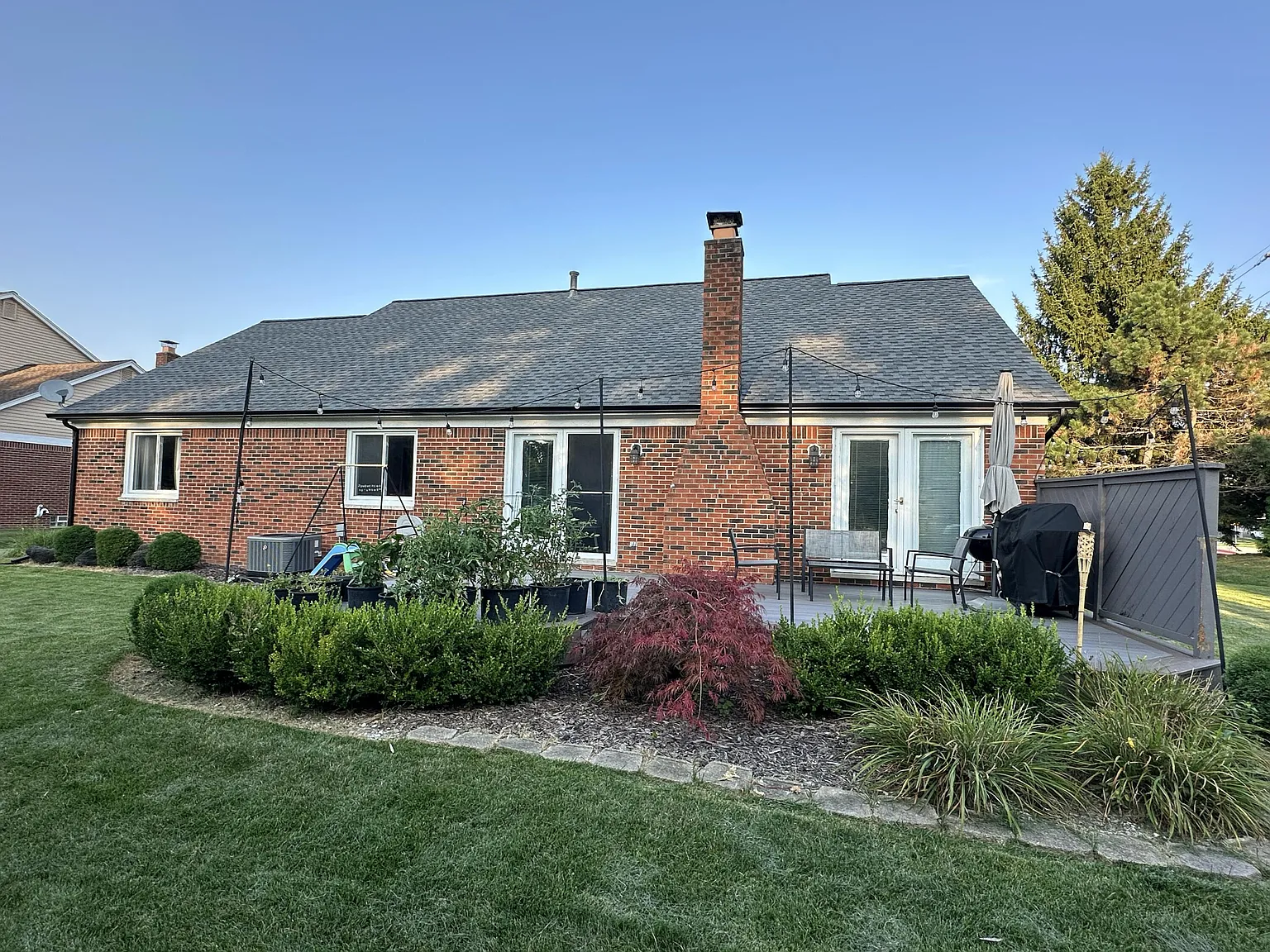 3 bed, 2.0 bath, 1755 sqft, $2,700 — Photo 4