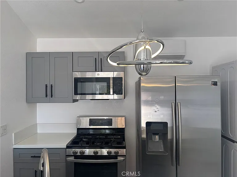 7545 Shoup Ave — Photo 4
