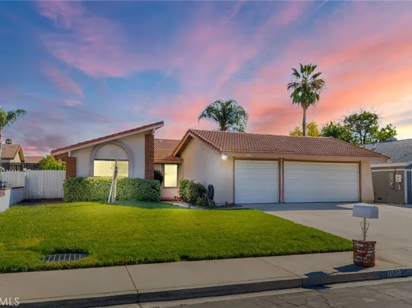 11556 Seaport Cir, Moreno Valley, CA 92557