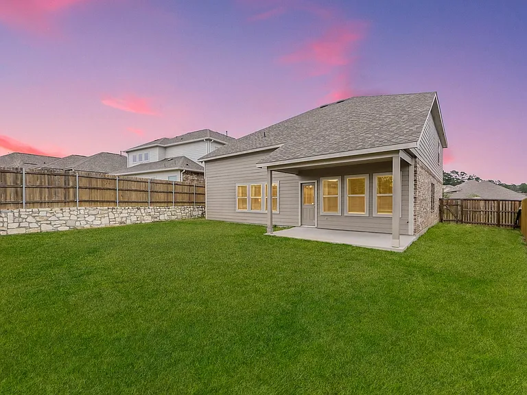 679 Red Elm Ln — Photo 36