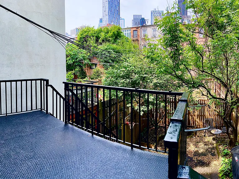 407 Pacific St #1 — Photo 18