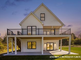 207 Ridge Ave, South Haven, MI 49090