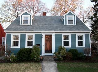 115 Fuller St, Pawtucket, RI 02861