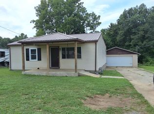 1066 Hill St, Radcliff, KY 40160