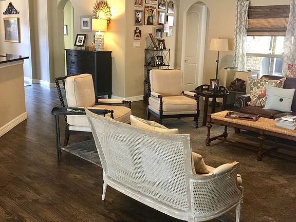 4th image of 7606 S Ballantrae Dr