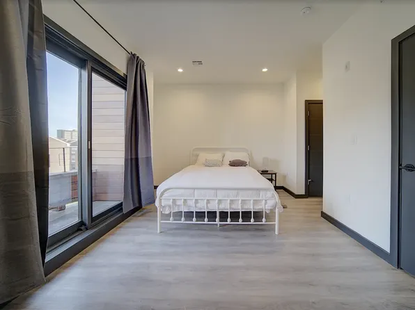 48 N 40th St #C, Philadelphia, PA 19104