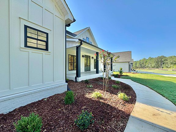 4th image of 3862 County Road 61