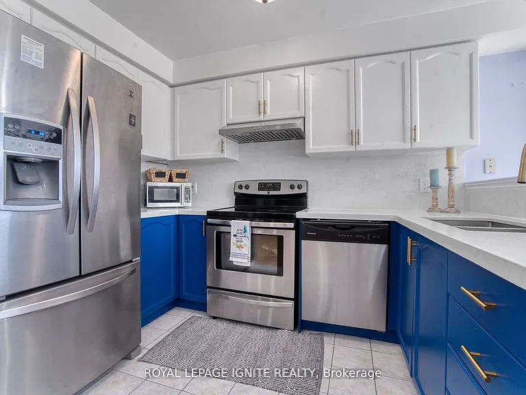 50 Marycroft Ct #UPPER — Photo 8