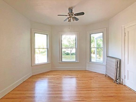 Front living room (west-facing windows)