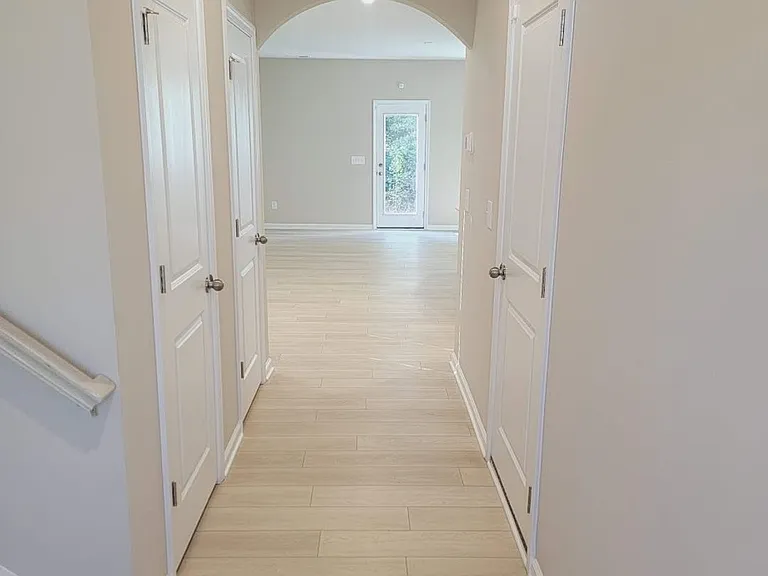 13005 Cottage Crest Ln — Photo 2