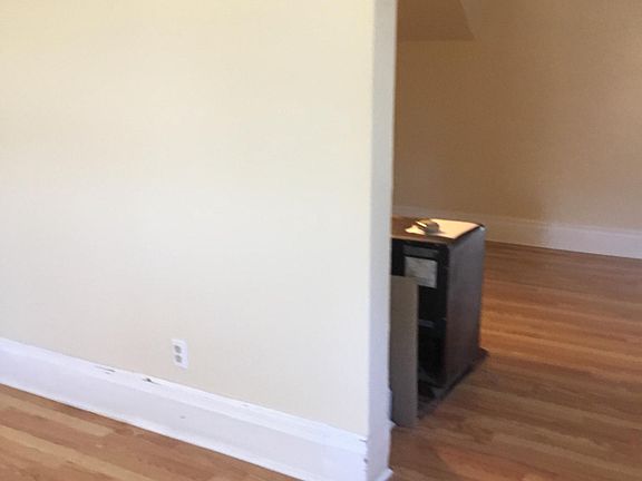 3rd image of 102 D St #102