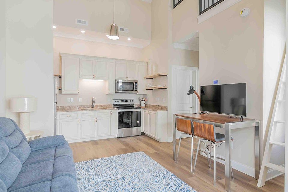 1st image of 1105 S Hickory St #106