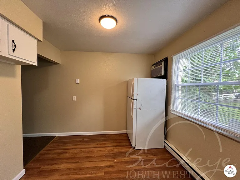 5534 Heatherdowns Blvd — Photo 8