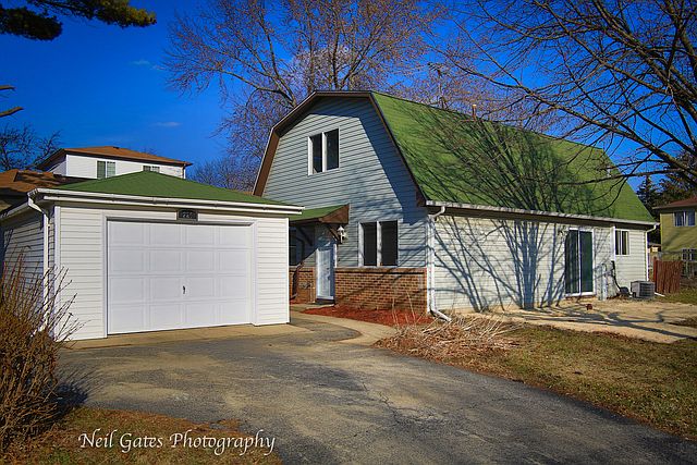 1st image of 226 Bunker Hill Dr
