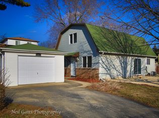 226 Bunker Hill Dr, Bolingbrook, IL
