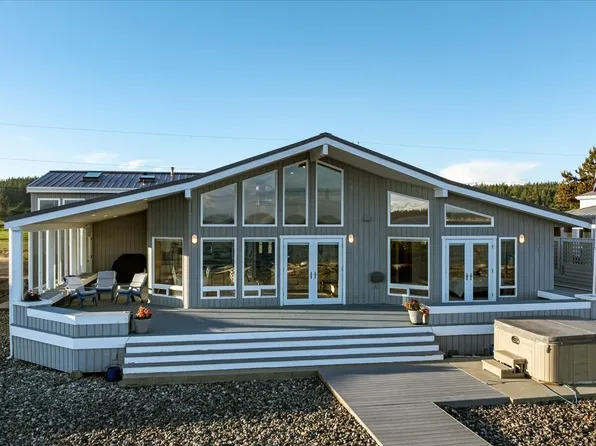 333 Keystone Avenue, Coupeville, WA 98239