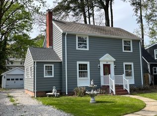 27 Milford Rd, Newport News, VA 23601