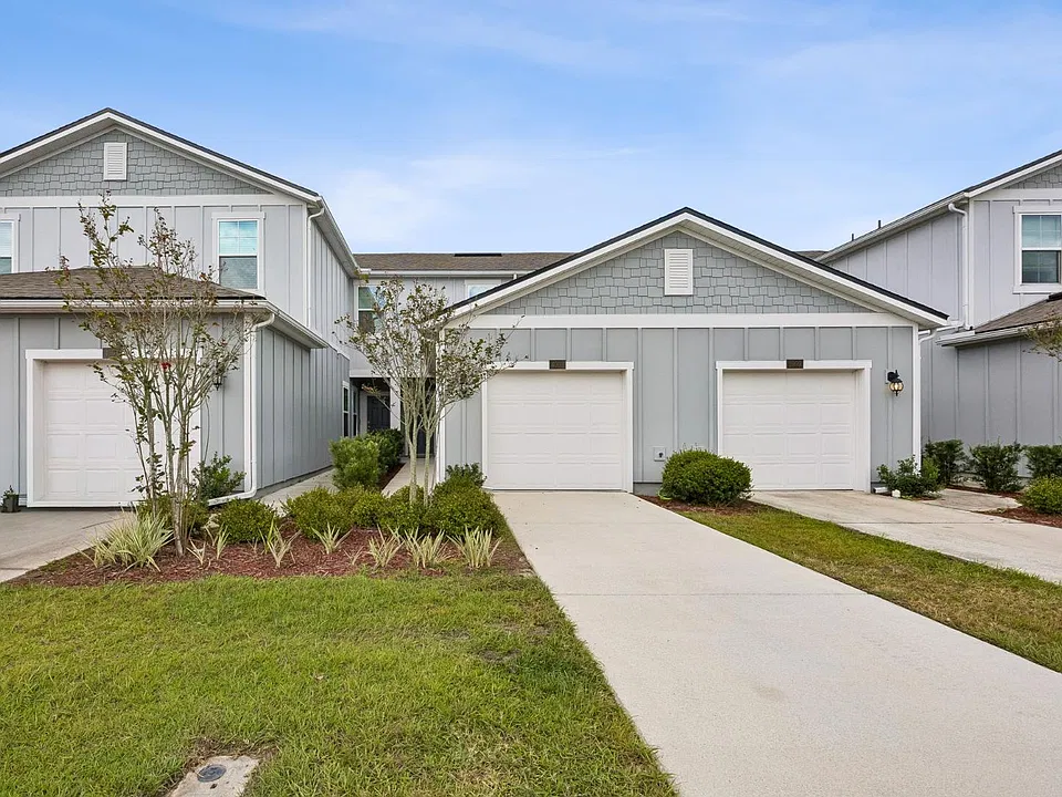 4001 Bay Hawk Ct