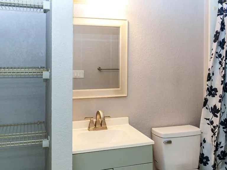 133 W Park Ave #B — Photo 6
