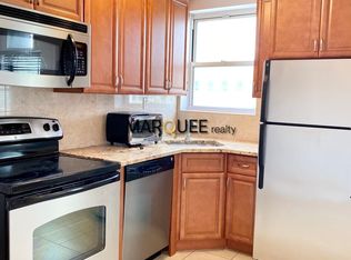 38-12 30th Ave #2R, Astoria, NY 11103