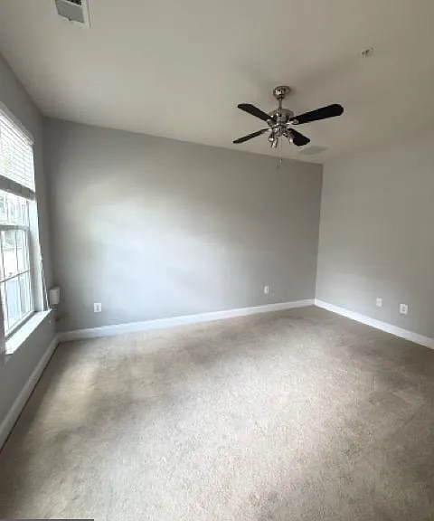 35 Meridian Ln — Photo 15