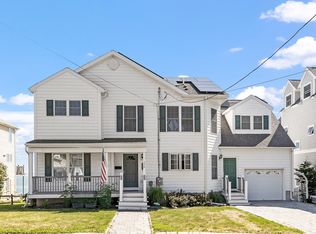 226 Rock Island Rd, Quincy, MA 02169