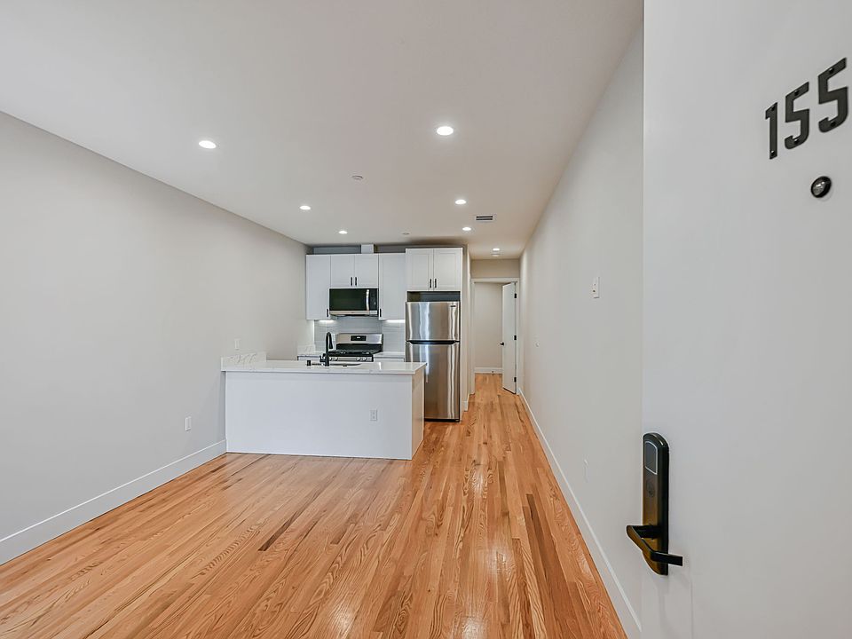 1st image of 1561 Fulton St #1557