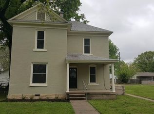 415 W Maple St, Columbus, KS 66725