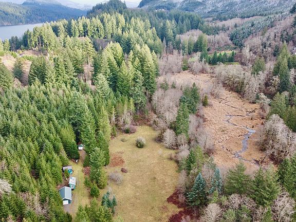 3rd image of 18002 NE Buncombe Hollow Rd