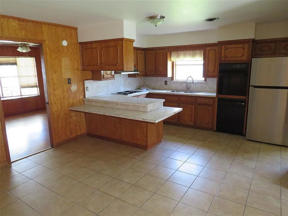 121 Mary Ln, Bacliff, TX 77518 MLS 33965387 Zillow