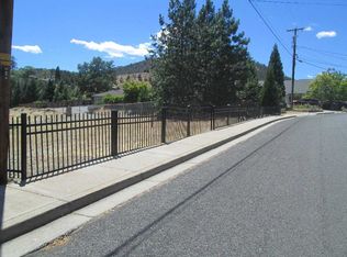 831 Lane St, Yreka, CA 96097