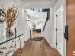 2111 S Beverly Glen Blvd APT 105, Los Angeles, CA 90025