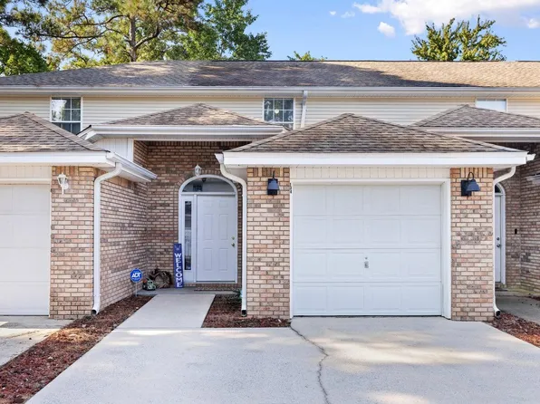134 Noblat Dr, Mary Esther, FL 32569