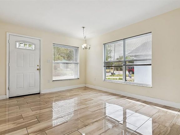 3rd image of 2260 DOLARWAY STREET