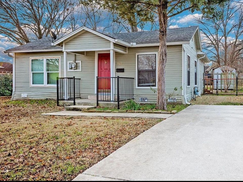 1st image of 707 Pearson Ave