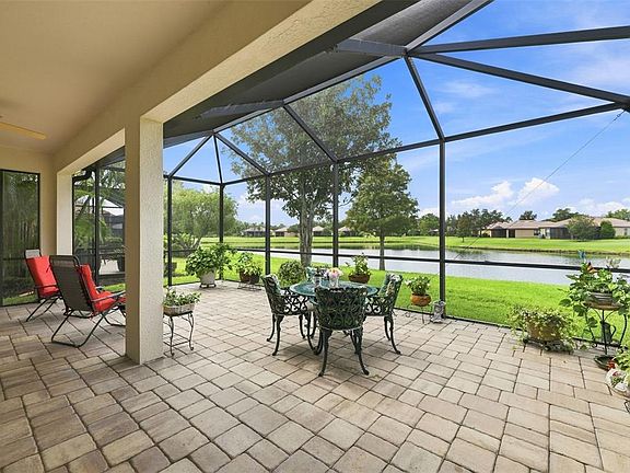 3rd image of 216 SILVER FALLS DRIVE