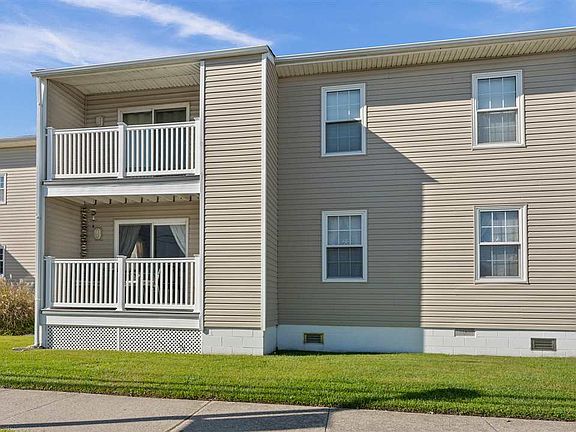 2nd image of 4900 Landis Ave APT 105